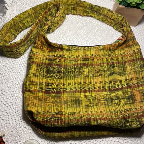 Stunning BOHO tapestry Crossbody - Picture 3 of 8